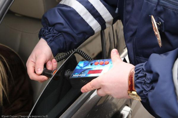 В Пятигорске с начала года «растонировано» более 800 автомобилей